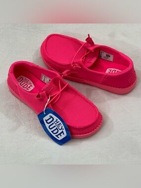 Hey Dude Wendy Funk Mono Casual Slip-on Shoes Electric Hot Pink Womens Sz 8 Wide
